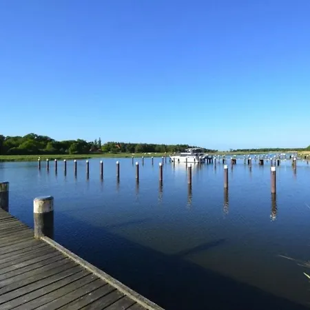 With A View Of The Lagoon For 4 People *